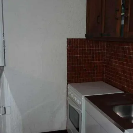 Avec Balcon, Wifi Et Parking A 500m Du Centre - Fr-1-524-47 Appartement *